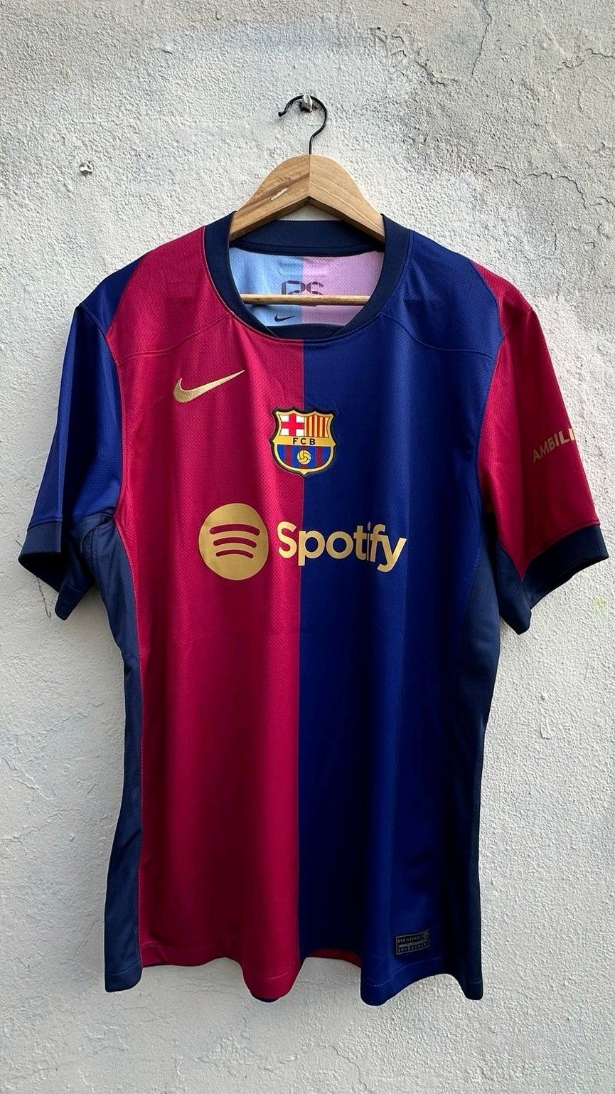 Barcelona 2024 -2025 Home football Jersey